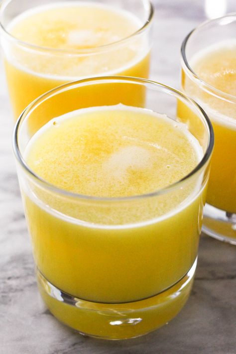 Skip the fancy fruit juicer and quench your thirst with homemade Pineapple Juice straight from the blender!🍍This simple recipe guides you through the process of extracting fresh juice from ripe pineapples, offering a healthier alternative to store-bought options. Pin now to enjoy this easy-to-make drink's vibrant taste and nutritional benefits at home! #DIYPineappleJuice #FreshJuice #RefreshingDrinks Lemon Mint Water, Fresh Pineapple Juice, Blueberry Water, Ripe Pineapple, Pineapple Water, Fresh Fruit Juice, Blueberry Juice, Nut Milk Bag, Fruit Juicer