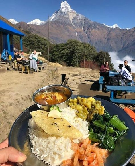 Mardi Himal, Nepal Mountains, Nepal People, Nepal Food, Himalayas Nepal, Nepal Culture, Nepal Kathmandu, Travel Nepal, Picnic Lunches