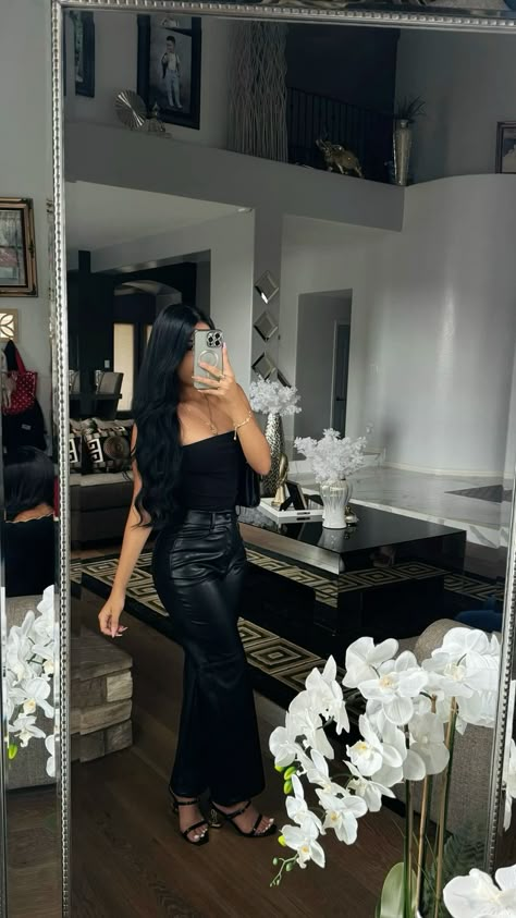 Ootd Check more at https://beautyfashionideas.com/uncategorized/ootd/ Old Money Mafia Outfits, Two Piece Outfits Birthday, Formal Going Out Outfit, Burgundy Dress Outfits, Dress Outfits For Dinner, Going Out Outfits Heels, Fall Fits Classy, Buchona Dress Outfit, Women Elegant Outfits Classy