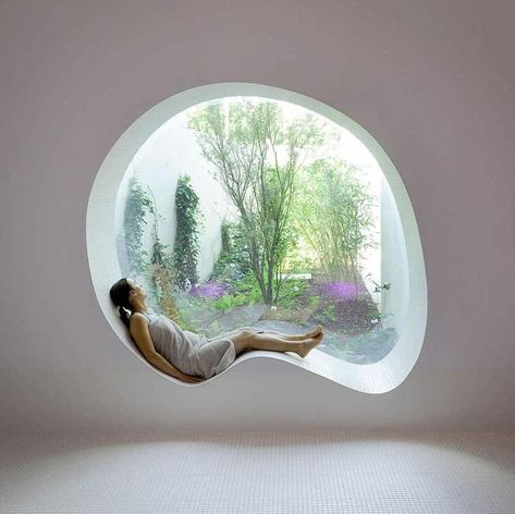 45 Window Seat Designs for a Hopeless Romantic in You Unique Windows, Circular Window, Window Place, Window Seat Design, Window Nook, Shaped Windows, Window Designs, Round Window, Cool Shapes