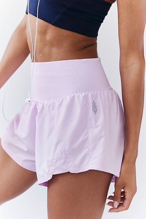 Free People Carpe Diem shorts, color: Powder Pink!
Super light weight, comfy, and cute! Cute Running Outfit, Class Outfits, Free People Activewear, Athletic Clothes, Comfy Clothes, Active Outfits, Pink Fits, Free People Clothing, Fp Movement