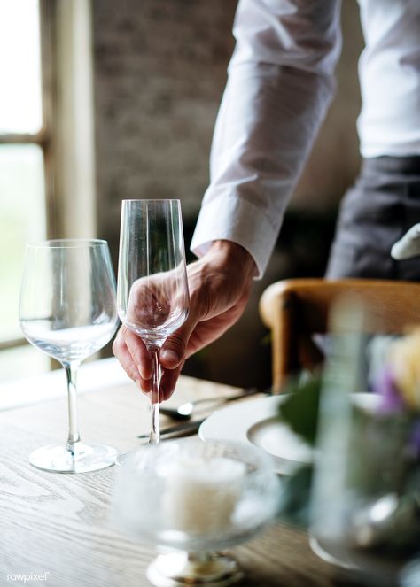 Waiter Serving Food, Waiter Restaurant, Fine Dining Photography, Wine Drop, Restaurant Staff, Gourmet Apples, Setting Table, Restaurant Photography, Luxury Tableware