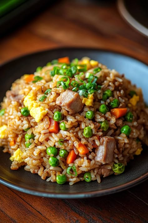 Pork Fried Rice Easy, Pork Fried Rice Recipe, Rice And Veggies, Recipes By Ingredients, Pork Fried Rice, Cooking Jasmine Rice, Savory Rice, Pork Stir Fry, Fried Pork Chops