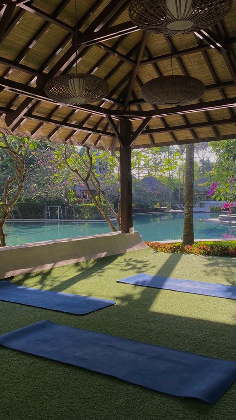 Bali Yoga Aesthetic, Ubud Bali Aesthetic, Bali Lifestyle, Backpacking Aesthetic, Aesthetic Hotel, Bali Aesthetic, Bali Life, Bali Yoga Retreat, Bali Retreat