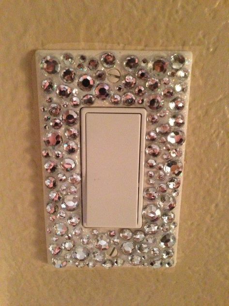 Switch Decoration Ideas, Switch Board Painting, Switch Decoration, Glitter Room, Accessories Living Room, Zimmer Diy, Switch Board, Diy Room Decor For Teens, Easy Diy Room Decor