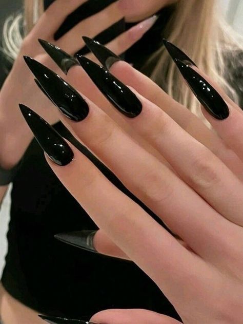 Long Black Nails, Black Stiletto Nails, Long Stiletto Nails, Sharp Nails, Black Acrylic Nails, Gothic Nails, Claw Nails, Goth Nails, Pointed Nails