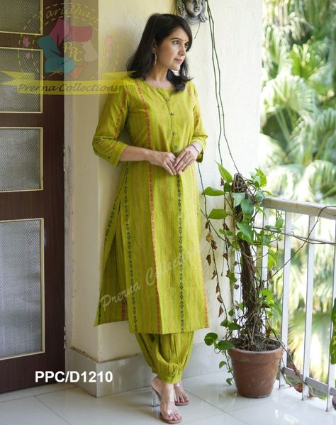 Product Description:

PURE HANDLOOM COTTON WEAVED PATTERN ALL OVER KURTI WITH WOODEN BUTTONS

HANDLOOM COTTON WEAVED AFGANI PANTS

SIZE: 36-38-40-42-44 Kurti White, Kurti Anarkali, White Kurti, Chikan Kurti, Kurti Cotton, Chikankari Kurti, Indian Kurti, Kurti Embroidery, Silk Kurti