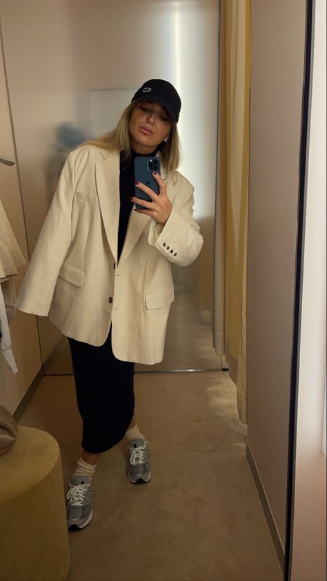 White Linen Blazer, Aylin Koenig, Linen Blazer, White Linen, Blazer Jacket, Autumn Fashion, Normcore, Coats Jackets, Milk