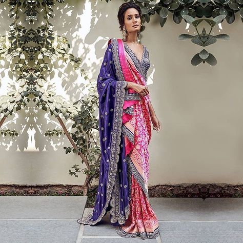 Dolly Jain • Saree Stylist on Instagram: “Waterfall drape ... tutorial coming soon” Double Drape Saree, Different Ways To Drape A Saree, Sari With Pants, Double Saree Draping Styles, Saree With Jeans, Sari Modern, Pants Saree, Dolly Jain Saree Draping, Saree With Pants