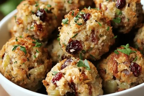 Cranberry Turkey Stuffing Balls - cookefast.com Cranberry Turkey Stuffing Balls Traditional Christmas Recipes, Stuffing Ideas, Turkey Balls, Chaos To Order, Stuffing Balls Recipe, Holiday Apps, Fall Food Recipes, Holiday Buffet, Cranberry Meatballs