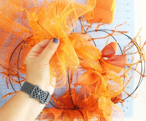 Pumpkin Wreaths For Front Door Deco Mesh, Pumpkin Mesh Wreath Tutorial, Wire Frame Pumpkin Wreath, Pumpkin Wreath With Ribbon, Tulle Pumpkin Wreath, Deco Mesh Pumpkin Wreaths Diy, How To Make A Halloween Wreath Diy, Pumpkin Wreath Diy Mesh Ribbon, Half Pumpkin Wire Wreath