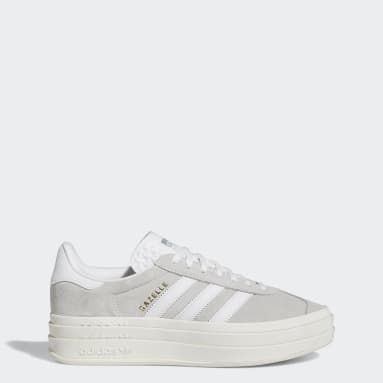 Adidas Giselle Shoes, Adidas Gizzel, Adidas Gazelle Grey Outfit, Shoes Adidas Gazelle, Grey Gazelle Outfit, Macy Aesthetic, Adidas Shoes Aesthetic, Adidas Shoes Gazelle, Adidas Platform Sneakers