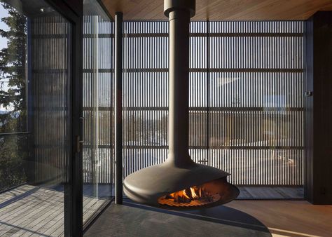 Gallery of Cabin Kvitfjell / Lund Hagem Architects - 18 Farm Storage Buildings, Ski Houses, Focus Fireplaces, Cabin On Stilts, Norwegian Cabin, Living In Nature, Design Camino, Metal Island, Green Architect