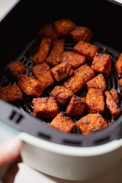 My go-to salmon recipe that's perfect every time! Crisped and golden on the outside, buttery and juicy on the inside, and made in 15 minutes start to finish. | pinchofyum.com Salmon Bites Recipe, Air Fryer Salmon, Salmon Bites, Fried Salmon, Air Fryer Dinner Recipes, Cooking Salmon, Air Fryer Recipes Easy, Air Fryer Recipes Healthy, Tofu Recipes