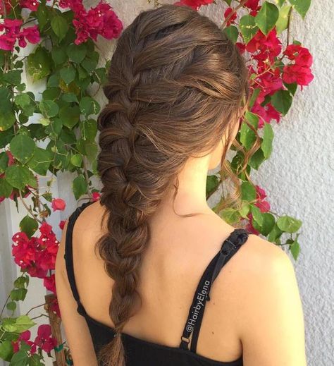 Simple Braided Hairstyle For Long Hair Loose Braid Hairstyles, Best Braid Styles, Loose French Braids, Girls Hairstyles Easy, Luxy Hair, French Braid Hairstyles, Loose Braids, Easy Braids, Braided Hairstyles Easy