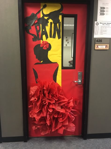 Spain Classroom door decoration My 2019 multicultural decor Spain Bulletin Board Ideas, Spain Classroom Theme, Spain Party Decorations, Spanish Door Decorations Classroom, Spain Classroom Decoration, Spain Door Decorations Classroom, Spanish Classroom Door Ideas, Spain Decorations Party, Spain Party Theme