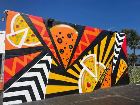 Pizza Wings Mural, Pizza Mural Art, Funky Pizza Restaurant, Cafe Wall Art Murals Food, Sushi Mural Art, Geometric Art, School Projects, Restaurant Design, Wall Design