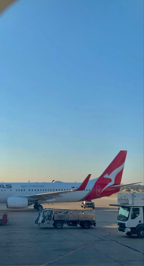 melbourne airport Uk Airport Aesthetic, Melbourne Airport Aesthetic, Australia Airport Snapchat, Sunset Airport, Maitland Ward, Melbourne Airport, Airport Pictures, Melbourne Tram, At Airport