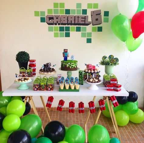 Minecraft Birthday Decorations, Diy Minecraft Birthday Party, Minecraft Party Decorations, Minecraft Bday, Minecraft Birthday Cake, Minecraft Decoration, Minecraft Theme, Birthday Goals, Diy Minecraft