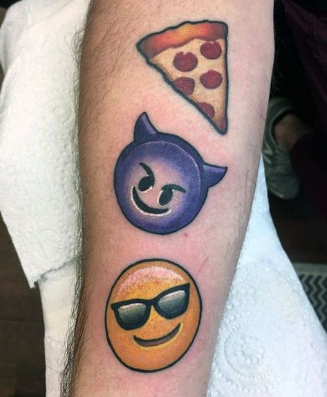 Emoji Tattoos For Men, Emoji Tattoo Ideas, Emoticon Tattoo, Emoji Tattoo, Tattoo Templates, Red Tattoos, About Tattoo, Face Tattoos, Tattoo Videos