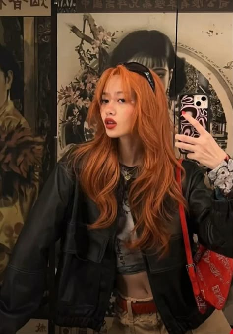 Ginger Wolfcut, Dark Ginger Hair, Red Orange Hair, Lisa Hair, Cheveux Oranges, Hair Color Asian, Hair Color Orange, Red Hair Inspo, Ginger Hair Color