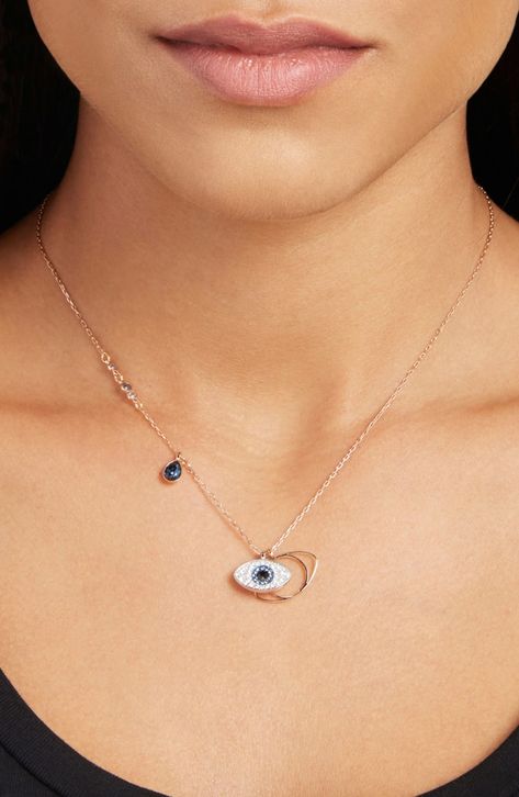 Eye Pendant Necklace, Evil Eye Necklace Gold, Pretty Jewelry Necklaces, Talisman Necklace, Gold Chain Design, Swarovski Necklace, Classy Jewelry, Fancy Jewellery, Handmade Wire Jewelry