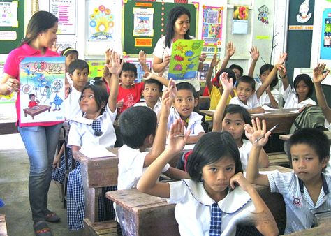 Students of Basey Primary School participating in the Hygiene Education Program. Education In The Philippines, Samar Philippines, Typhoon Yolanda, Water Foundation, Mermaid Theme Birthday Party, Daycare Teacher, Teacher Support, Mermaid Theme Birthday, Kindergarten Class