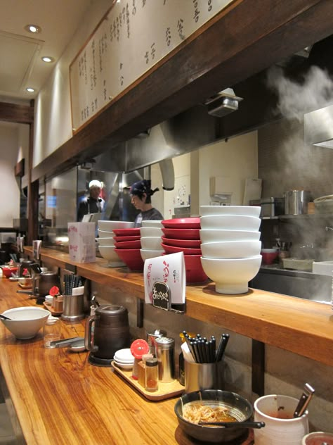 Japanese Ramen Shop Interior, Ramen Bar Interior, Noodle Shop Interior, Ramen Restaurant Interior, Japan Restaurant Interior, Ramen Bar Ideas, Japan Ramen Shop, Ramen Shop Interior, Ramen Shop Aesthetic