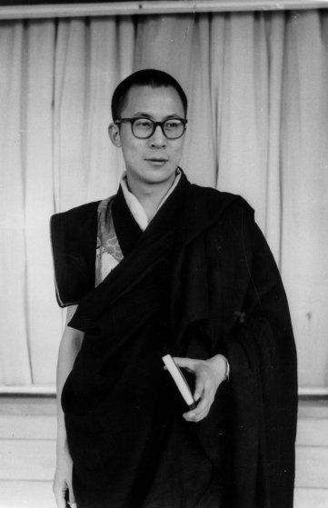 Dalai Lama early life photos #dalailama #lifequotes Dalia Lama, Dali Lama, Deforest Kelley, His Holiness The Dalai Lama, Lama Quotes, Tibetan Buddha, Dalai Lama Quotes, 14th Dalai Lama, The Dalai Lama