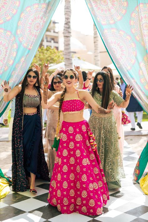 Simple yet gorgeous pink mehendi outfit for the bride. #mehendioutfit #weddingwear #weddingoutfit #bridaloutfit #bridalwear #brides2019 #simplelehenga #shaadisaga Punjabi Mehendi Outfits, Lehnga For Mehndi Function, Punjabi Sangeet Outfit, Punjabi Wedding Outfits Sisters, Dress For Mehendi Function For Bride, Mehndi Ceremony Outfit For Sister, Mehndi Function Dress For Sister, Mehandi Look For Bride, Mehndi Function Dress Outfit For Bride