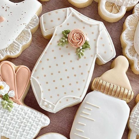 Cookies For Baby Shower Girl, Baby Girl Cookies Decorated, Baby Girl Cookies For Showers, Girl Baby Shower Cookies Decorated, Fall Baby Shower Cookies Girl, Baby Girl Shower Cookies Decorated, Baby Girl Sugar Cookies, Pink Baby Shower Cookies, Baby Shower Sugar Cookies Girl