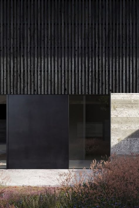 Facade Pattern Architecture, Steel Architecture, Window Architecture, Black Houses, Concrete Architecture, Wood Architecture, Sugi Ban, Shou Sugi Ban, Architectural Section