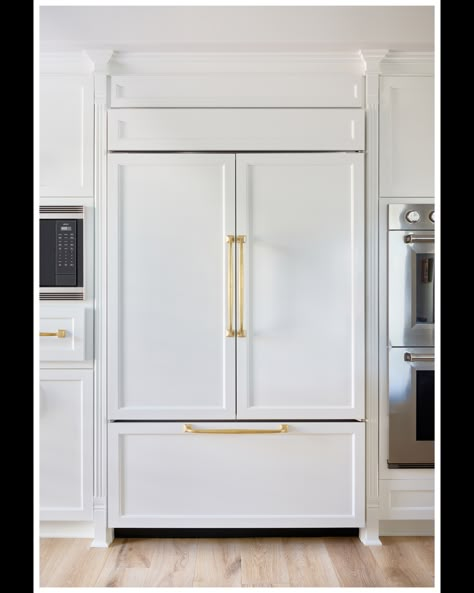 Subzero Fridge And Freezer, Fridge That Blends In With Cabinets, Panel Ready Appliances, Ge Cafe White Appliances, Cafe White Appliances, Panel Ready Fridge, Huge Fridge, Luxury Ranch House, Panel Fridge