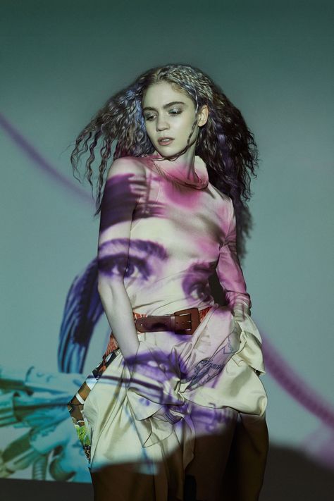 Grimes | Who Knew World-Building Would Be So Difficult? — Flaunt Magazine Claire Boucher, Flaunt Magazine, Five Friends, Alfred Stieglitz, Female Musicians, Old Music, Oblivion, Having A Crush, Album Art