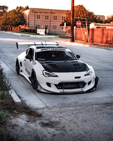 Brz Car, Auto Jeep, Slammed Cars, Toyota Gt86, Best Jdm Cars, Pimped Out Cars, Tag Friends, Nissan Silvia, Street Racing Cars