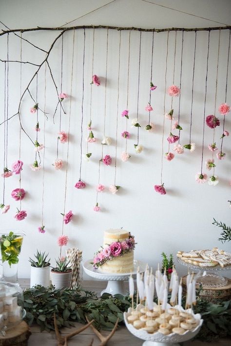 Décoration Baby Shower, Baby Shower Boho, Bridal Shower Decorations Diy, Idee Babyshower, Bridal Shower Inspo, Bridal Shower Planning, Bridal Shower Diy, Boho Bridal Shower, Baby In Bloom