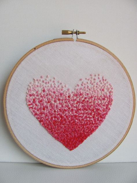 Sulaman Pita, Embroidery Hoop Crafts, French Knot Embroidery, Valentine Embroidery, Embroidery Hoop Wall, Ideas Embroidery, Embroidery Hearts, Pola Sulam, Embroidery Flowers Pattern