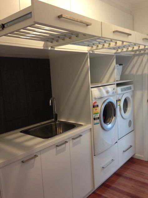 Modern Laundry Room Ideas, Laundry In Kitchen, Modern Laundry Room, Laundry Room Ideas Small Space, Tiny Laundry Rooms, Modern Laundry, Laundry Room Wallpaper, Dream Laundry Room, Laundry Room Sink