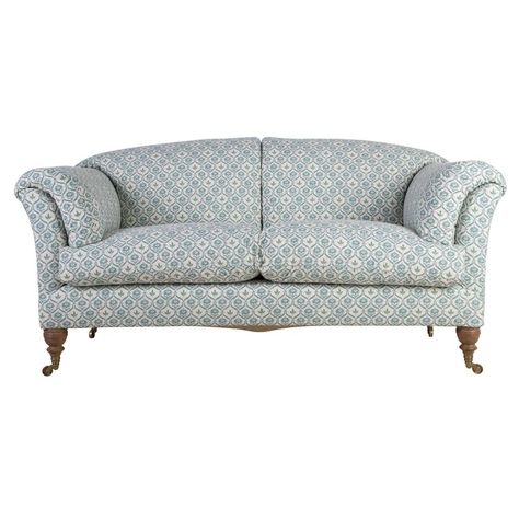 1stdibs The Belgravia British Sofa Howard Sofa, Sofas For Living Room, Contemporary Loveseat, Lounge Dining Room, Wood For Sale, Ivy House, Elegant Sofa, Contemporary Chairs, Sofa Sets