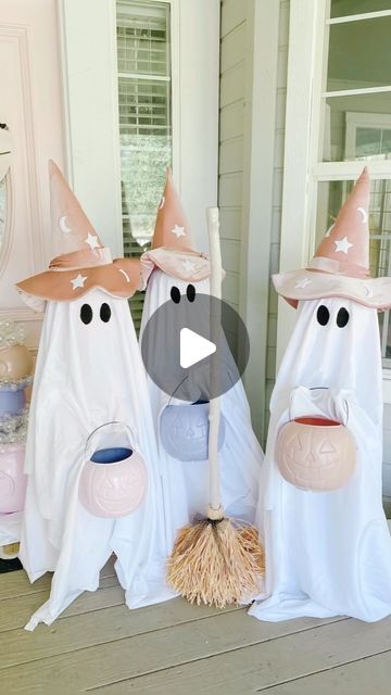 Pink Ghost Decor, Ghost Trunk Or Treat, Spooky Diy, Queen Of Halloween, Beautiful Lifestyle, Ghost Diy, Ghosts Halloween, Ghost Lights, Ghost Costume