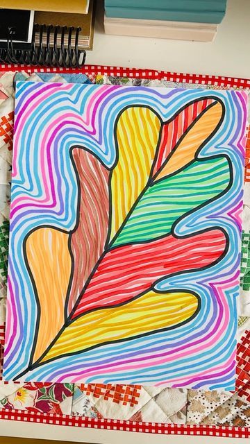 Leaf Craft Ideas, 1st Grade Crafts, Elements Of Art Line, Leaf Craft Activities, Student Crafts, Fall Art Projects, 6th Grade Art, Classroom Art Projects, Beginner Art