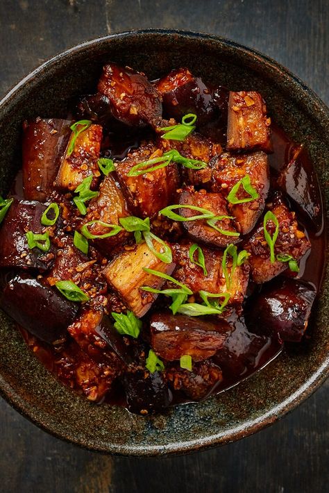 Aubergine Recipe, Recipes With Soy Sauce, Chilli Oil, Great British Chefs, Soy Recipes, Eggplant Recipes, Easy Dishes, Seasoning Recipes, Vegetable Dishes