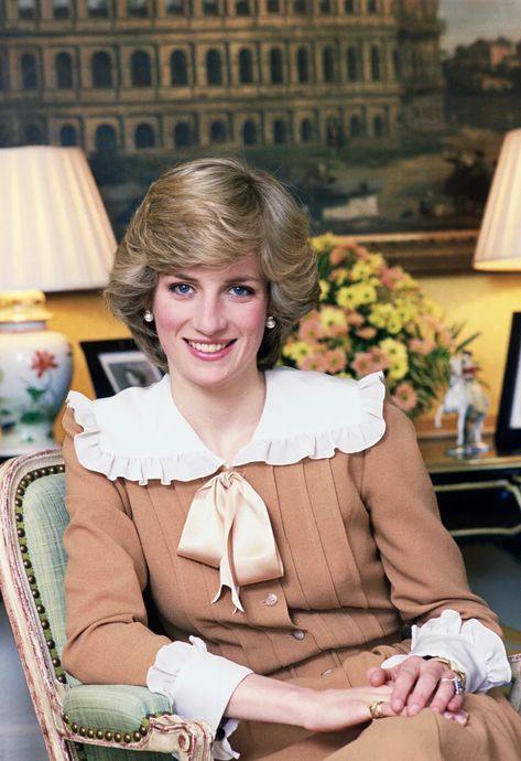 Diana 80s Fashion, Princess Diana 80s, Diana 80s, Spotty Dress, Queen Diana, Diana Princesa, Prins William, Princess Diana Fashion, Prins Harry