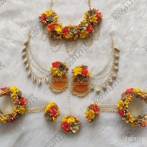 Some past trending design which are still favourite among brides  Availa offer from our website by ordering there www.sunehrijewellery.com For order or enquiry Whatsapp us 9205912715 link in bio Or order from our website  . . . . . . ...  . . .   .  .  . . . . . #shelljewellery #floraljewellery #flowerjewellery #floraljewelry #indianwedding #haldijewellery #floraljewelleryformehendi #floraljewelleryforhaldi #bridalfloraljewellery #bridaljewellery #gotajewellery #wedmegood #wedding #floralba... Haldi Ornaments For Bride, Haldi Ornaments, Flowers Necklaces, Haldi Jewellery, Flower Jewelry Designs, Diy Fabric Jewellery, Jewellery Diy, Fabric Jewellery, Flowers Jewelry