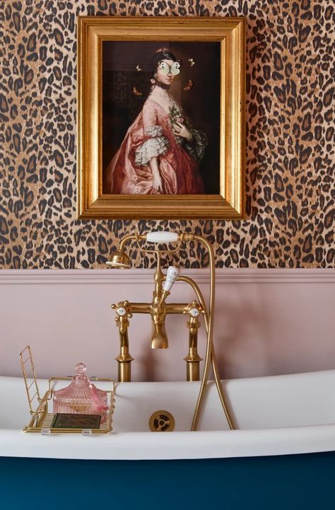 Renovation Nation: Wild for Leopard Print – Woodchip & Magnolia Eccentric Bathroom, Leopard Bathroom, Leopard Print Bathroom, Leopard Print Decor, Designed Bedroom, Magnolia Wallpaper, Pink Clouds Wallpaper, Leopard Print Wallpaper, Cloud Paint