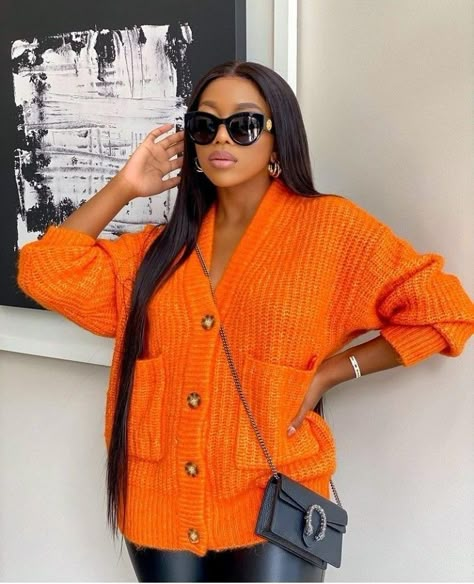 Outfits Curvy Women, Ootd Cardigan, Winter Outfits Black Women, Hbcu Homecoming, Winter Outfits Black, Autumn Moon, Outfits Black Women, Outfits Curvy, Orange Sweater