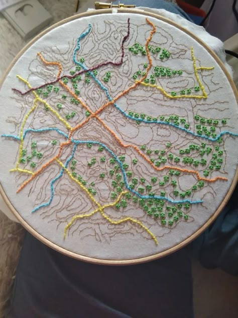 Embroidery Maps Ideas, Map Embroidery Ideas, Embroidered Map, Fabric Map, Embroidery Map, Map Embroidery, Map Cross Stitch, Map Quilt, Welcome Embroidery