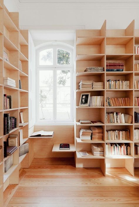 Library At Home, Lots Of Books, Bookshelves Diy, Built In Bookcase, Home Libraries, Reading Nooks, Design Del Prodotto, Book Shelves, Storage Diy