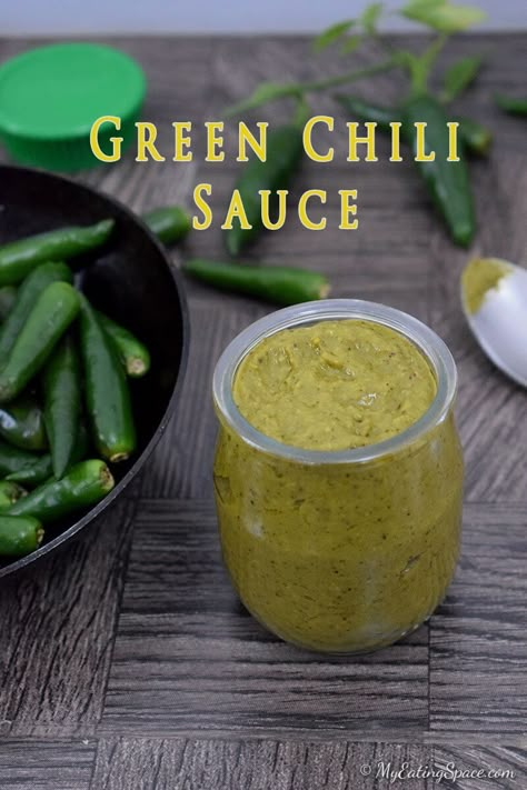 Green Chili Paste Recipe, Green Chilli Paste Recipe, Green Chillies Recipes, Green Chili Hot Sauce, Green Chilli Recipes, Homemade Chilli Sauce, Green Chili Sauce Recipe, Homemade Green Chili, Chilli Sauce Recipe