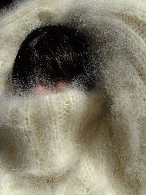 knebel-sweater07 | by pascounet1 Knit Aesthetic, Knitting Photography, Sweater Aesthetic, Knitting Aesthetic, Mohair Sweater, The Shining, Winter Aesthetic, Mood Board, Aura